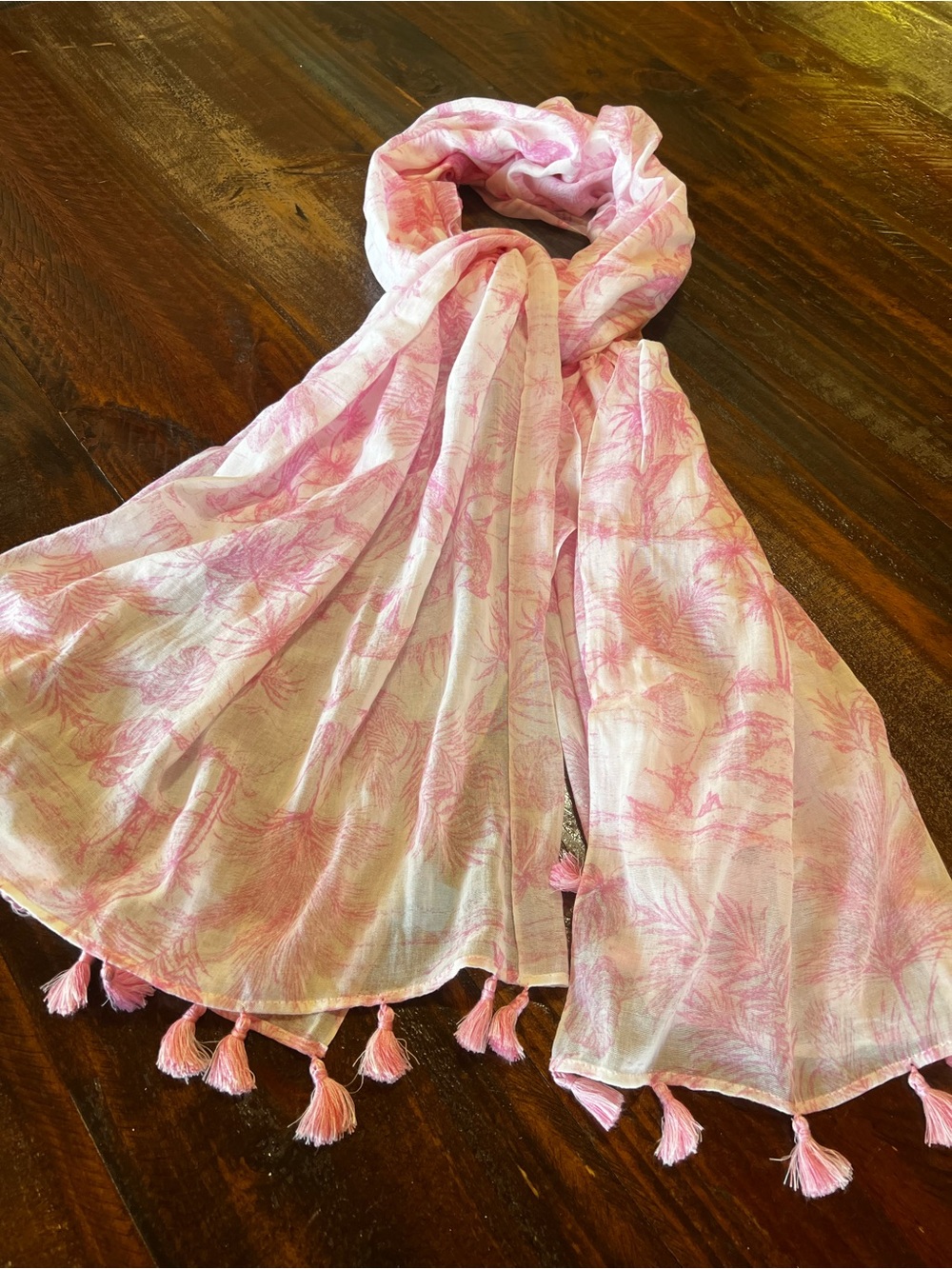 J. McLaughlin Pink Palm-Print Tassel Wrap